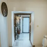 Casa Do Rio, 4890