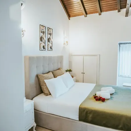 Casa Do Rio, 4890 * Basto