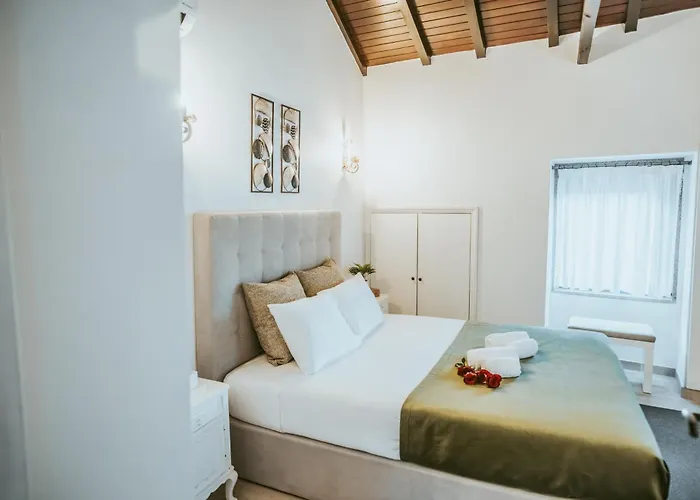 Casa Do Rio, 4890 * Basto