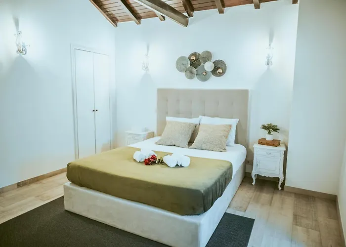 Casa Do Rio, 4890 * Basto