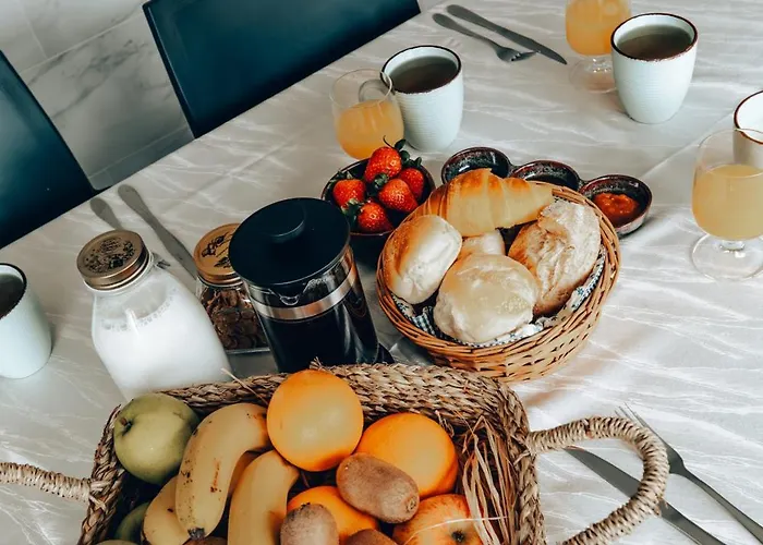 Casa Do Rio, 4890 * Basto